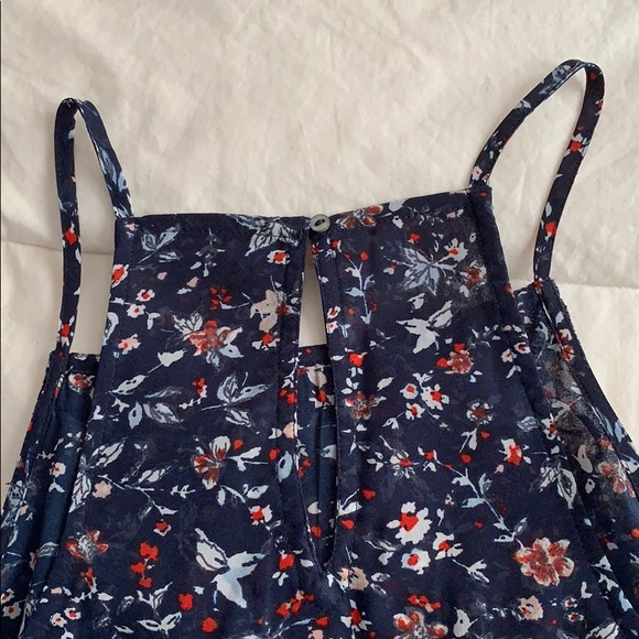 COPY - Abercrombie and Fitch ruffle tiered tank - Picture 4 of 4